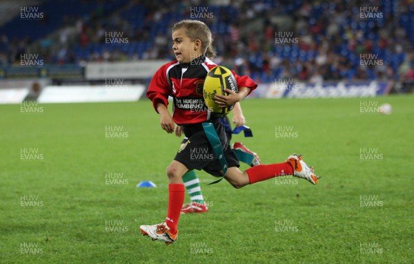 01.10.11 - Cardiff Blues v Glasgow Warriors, RaboDirect Pro 12 - Action from the Barry v Rhydfelin Half Time Under 8s Tag Match    
