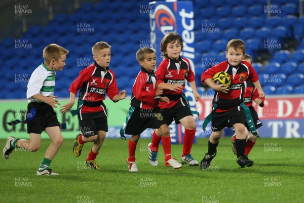 01.10.11 - Cardiff Blues v Glasgow Warriors, RaboDirect Pro 12 - Action from the Barry v Rhydfelin Half Time Under 8s Tag Match    