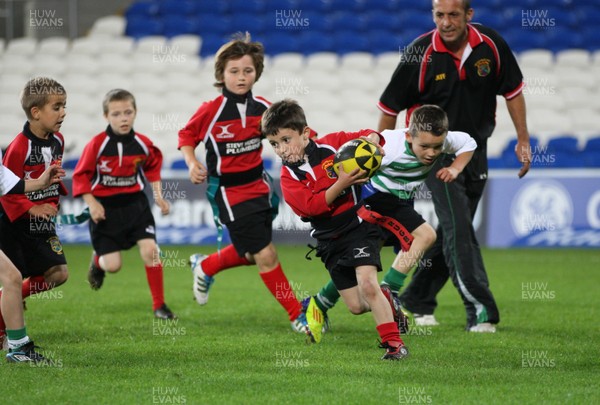 01.10.11 - Cardiff Blues v Glasgow Warriors, RaboDirect Pro 12 - Action from the Barry v Rhydfelin Half Time Under 8s Tag Match    