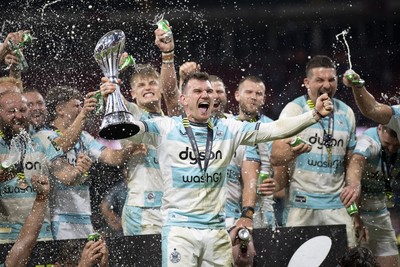 230525 - Bath Rugby v Lyon Olympique Universitaire - EPCR Challenge Cup Final - Ben Spencer of Bath Rugby with the trophy at full time