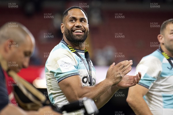 230525 - Bath Rugby v Lyon Olympique Universitaire - EPCR Challenge Cup Final - Joe Cokanasiga of Bath Rugby celebrates the win at full time