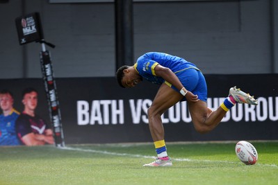 220426 - Bath v Loughborough - Men's BUCS Final - Tyler Offiah of Bath scores a try