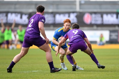 220426 - Bath v Loughborough - Men's BUCS Final - Austin Emens of Bath is challenged by Rhys Hulse of Loughborough