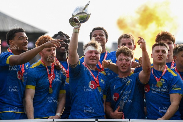 220426 - Bath v Loughborough - Men's BUCS Final - Bath players celebrate lifting the trophy and winning the treble at full time