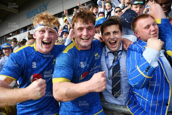 220426 - Bath v Loughborough - Men's BUCS Final - Bath players celebrate with fans at full time