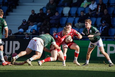 210123 - Aviron Bayonnais v Scarlets - EPCR Challenge Cup - Johnny McNicholl of Scarlets