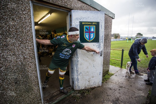 091119 - Beddau v Carmarthen Quins - Specsavers Cup - Jordan Goodwin of Beddau closes the changing room door before the game