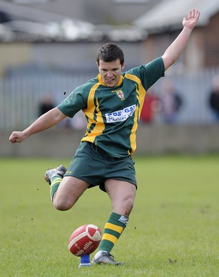 Beddau v Gilfach Goch 180910