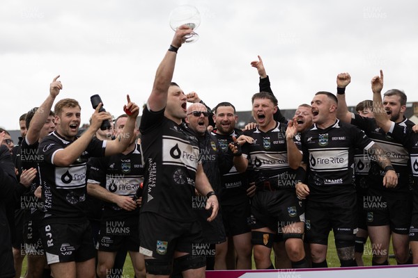 160526 - St Peter's v Bedwas - Admiral National Championship East - Bedwas celebrate winning the league