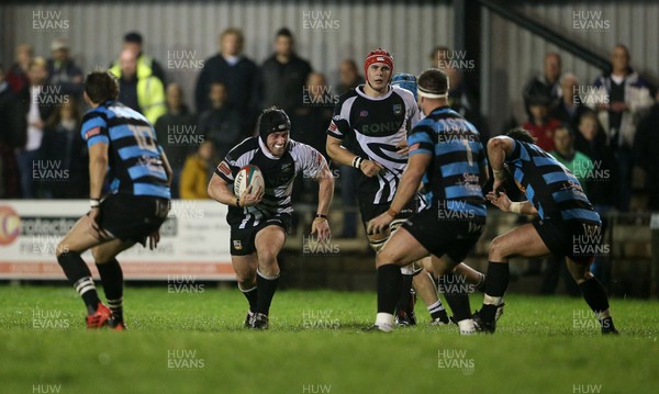 121018 - Bedwas v Cardiff - Principality Premiership - Alun Rees of Bedwas on the charge