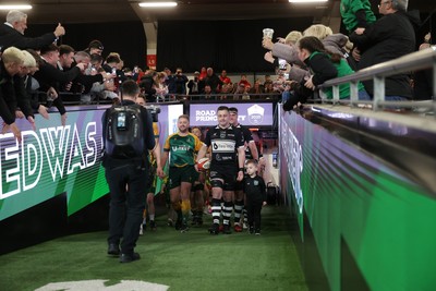 120426 - Bedwas v Bridgend Athletic - Mens Championship Cup Final - Teams run out onto the field