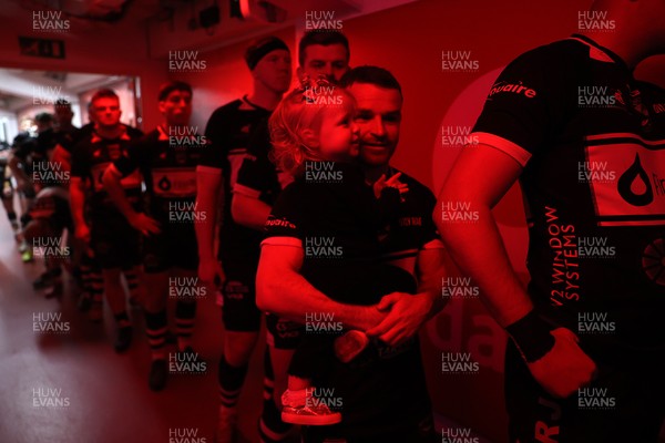 120426 - Bedwas v Bridgend Athletic - Mens Championship Cup Final - Bedwas in the tunnel
