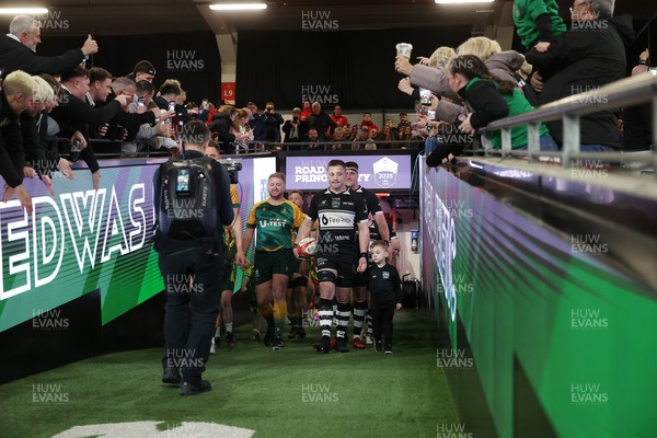 120426 - Bedwas v Bridgend Athletic - Mens Championship Cup Final - Teams run out onto the field