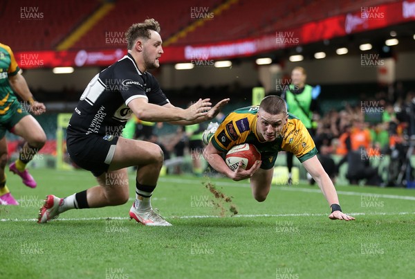 120426 - Bedwas v Bridgend Athletic - Mens Championship Cup Final - McKenzie Grey of Bridgend scores a try