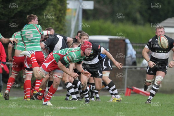 270413 - Bedwas v Llandovery - Welsh Premiership - Llandovery's Kieran Murphy gets the ball away from a scrum 