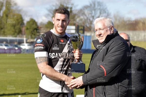 090416 Bedwas v Pontypridd - Fosters Cup Final Dafydd Lockyer Pontypridd Captain presented with the Fosters Cup