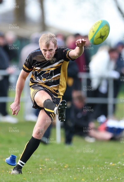 220426 Bedwellty v Deri, Admiral National League 4 East - Action from the match