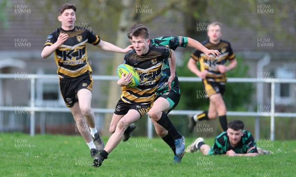 220426 Bedwellty v Deri, Admiral National League 4 East - Kristan Davies of Deri races in to score try