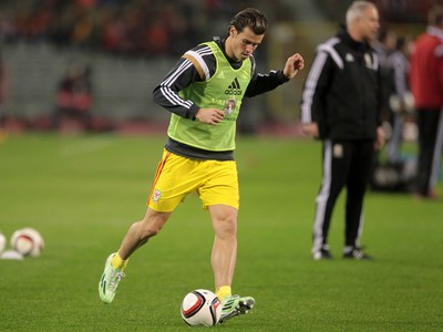 161114 - Belgium v Wales - European Championship Qualifier - Gareth Bale of Wales warms up