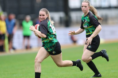 020526 - Belles v Chargers, U18s Girls Plate Final - Belles take on Chargers, green kit, during the U18s Girls Plate Final