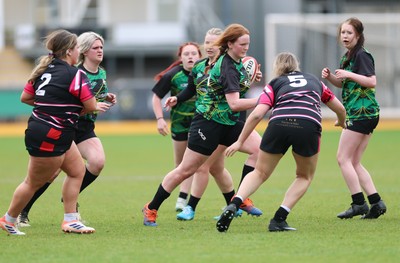 020526 - Belles v Chargers, U18s Girls Plate Final - Belles take on Chargers, green kit, during the U18s Girls Plate Final