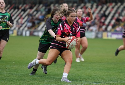 020526 - Belles v Chargers, U18s Girls Plate Final - Belles take on Chargers, green kit, during the U18s Girls Plate Final