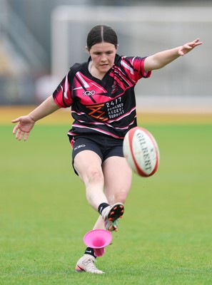 020526 - Belles v Chargers, U18s Girls Plate Final - Belles take on Chargers, green kit, during the U18s Girls Plate Final