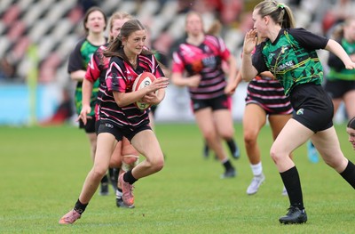 020526 - Belles v Chargers, U18s Girls Plate Final - Belles take on Chargers, green kit, during the U18s Girls Plate Final