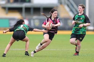 020526 - Belles v Chargers, U18s Girls Plate Final - Belles take on Chargers, green kit, during the U18s Girls Plate Final