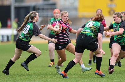 020526 - Belles v Chargers, U18s Girls Plate Final - Belles take on Chargers, green kit, during the U18s Girls Plate Final