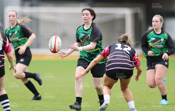 020526 - Belles v Chargers, U18s Girls Plate Final - Belles take on Chargers, green kit, during the U18s Girls Plate Final