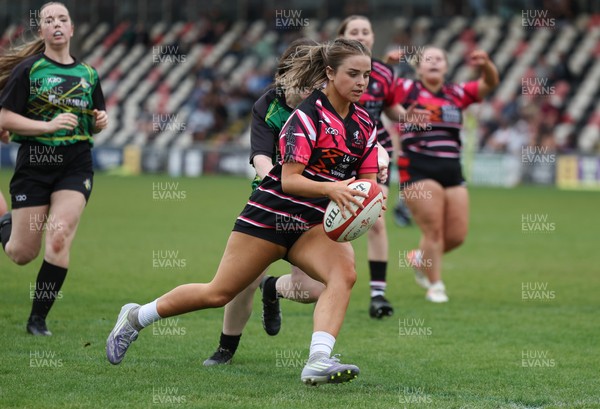 020526 - Belles v Chargers, U18s Girls Plate Final - Belles take on Chargers, green kit, during the U18s Girls Plate Final