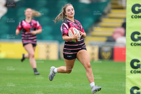 020526 - Belles v Chargers, U18s Girls Plate Final - Belles take on Chargers, green kit, during the U18s Girls Plate Final