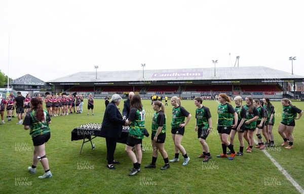 020526 - Belles v Chargers, U18s Girls Plate Final - Players receive the medals