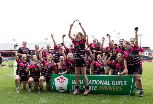 020526 - Belles v Chargers, U18s Girls Plate Final - Belles celebrate after winning the U18s Girl Plate Final