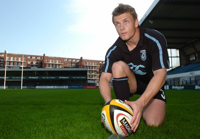 210906 - Cardiff Blues Training - Blues Ben Blair enjoys a training session at Cardiff Arms Park 