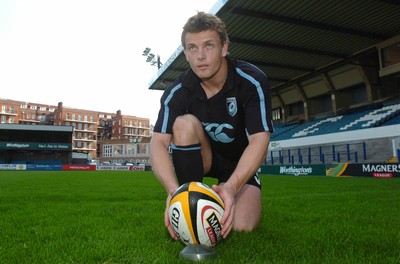 210906 - Cardiff Blues Training - Blues Ben Blair enjoys a training session at Cardiff Arms Park 