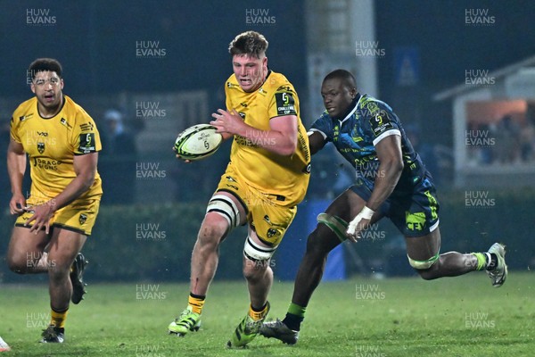 100126 - Benetton Rugby v Dragons RFC - EPCR Challenge Cup - Barny Langton-Cryer of Dragons 