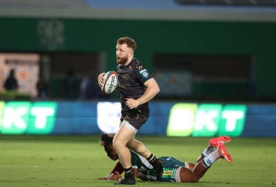 250926 - Benetton Rugby v Dragons RFC - United Rugby Championship - Aneurin Owen of Dragons 