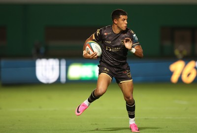 250926 - Benetton Rugby v Dragons RFC - United Rugby Championship - Rio Dyer of Dragons 