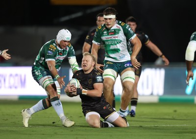 250926 - Benetton Rugby v Dragons RFC - United Rugby Championship - Tinus de Beer of Dragons 