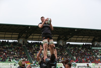 210326 - Benetton Rugby v Ospreys - United Rugby Championship - Ryan Smith of Ospreys takes line out ball