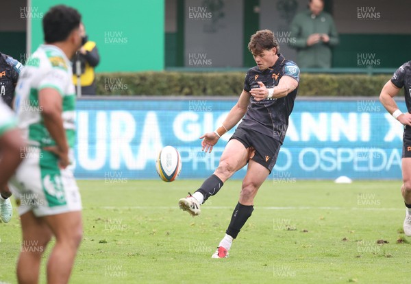 210326 - Benetton Rugby v Ospreys - United Rugby Championship - Jack Walsh of Ospreys kicks