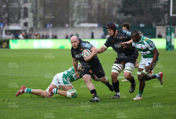 210326 - Benetton Rugby v Ospreys - United Rugby Championship - Rhys Henry of Ospreys 