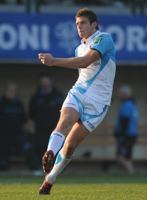 19.11.11 - Benetton Treviso v Ospreys - Heineken Cup - Dan Biggar of Ospreys kicks at goal. 