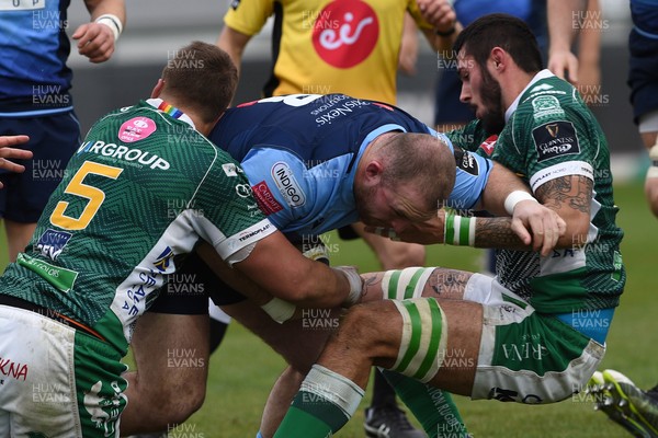 140321 - Benetton v Cardiff Blues - Guinness PRO14 - Dillon Lewis tackled by Eli Snyman