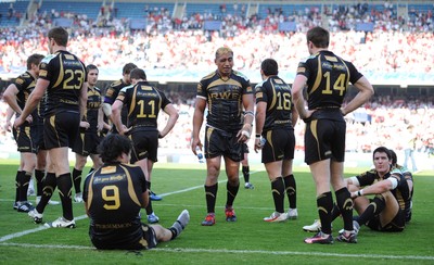 10.04.10 - Biarritz v Ospreys - Heineken Cup Quarter Final - Jerry Collins of Ospreys looks dejected at the end of the game. 