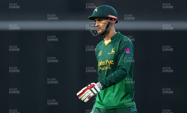 020917 - Birmingham Bears v Notts Outlaws - NatWest T20 Blast Final - Alex Hales of Notts leaves the field