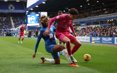 130124 - Birmingham City v Swansea City, EFL Sky Bet Championship -Bashir Humphreys of Swansea City is tackled by Dion Sanderson of Birmingham City