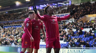 130124 - Birmingham City v Swansea City, EFL Sky Bet Championship - Jamal Lowe of Swansea City celebrates after he scores Swansea’s second goal